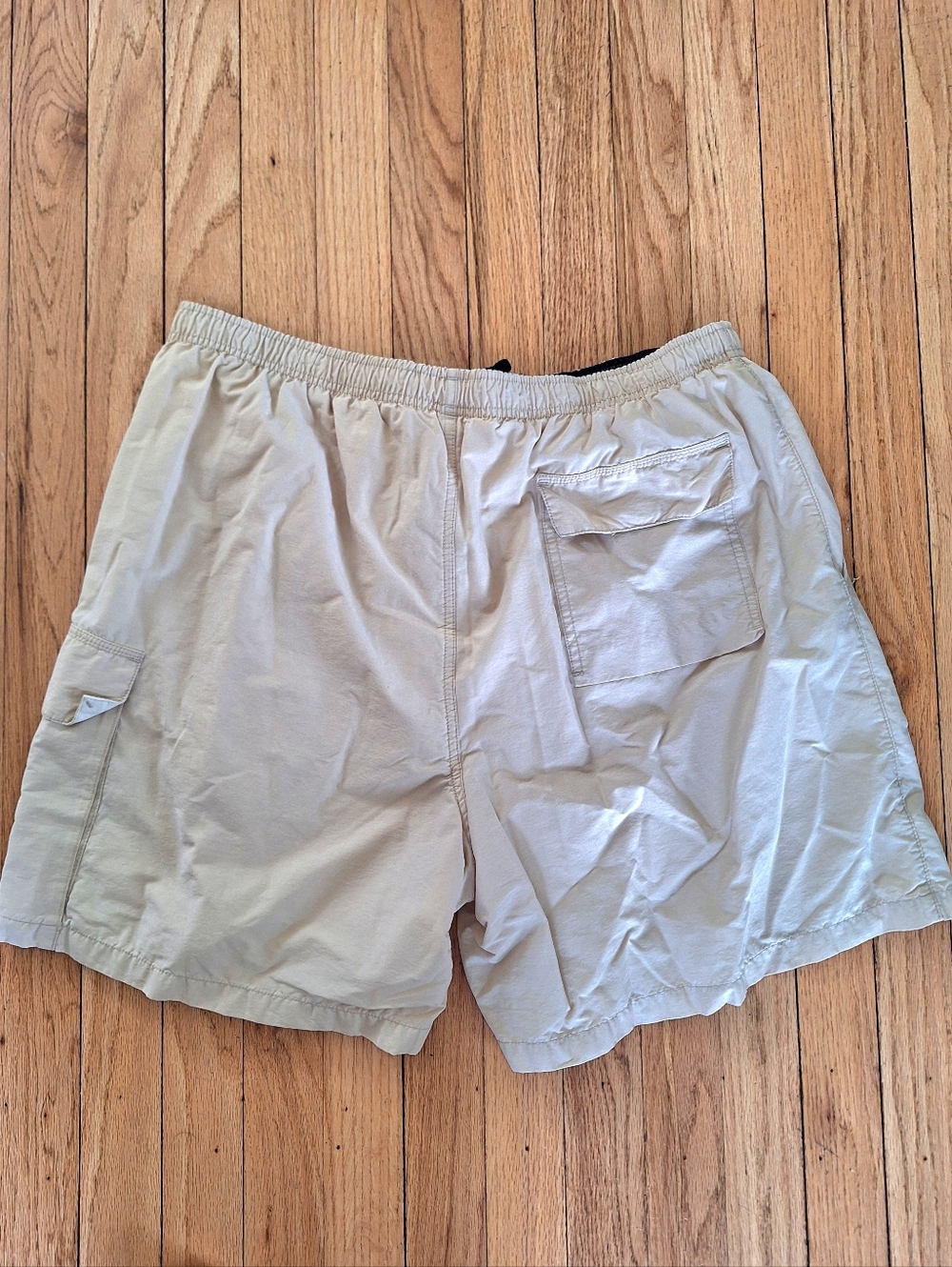 Vintage 90's Nautica Light Khaki Cargo Swim Shorts with Embroidered Marlin Sz XL - Picture 2 of 4